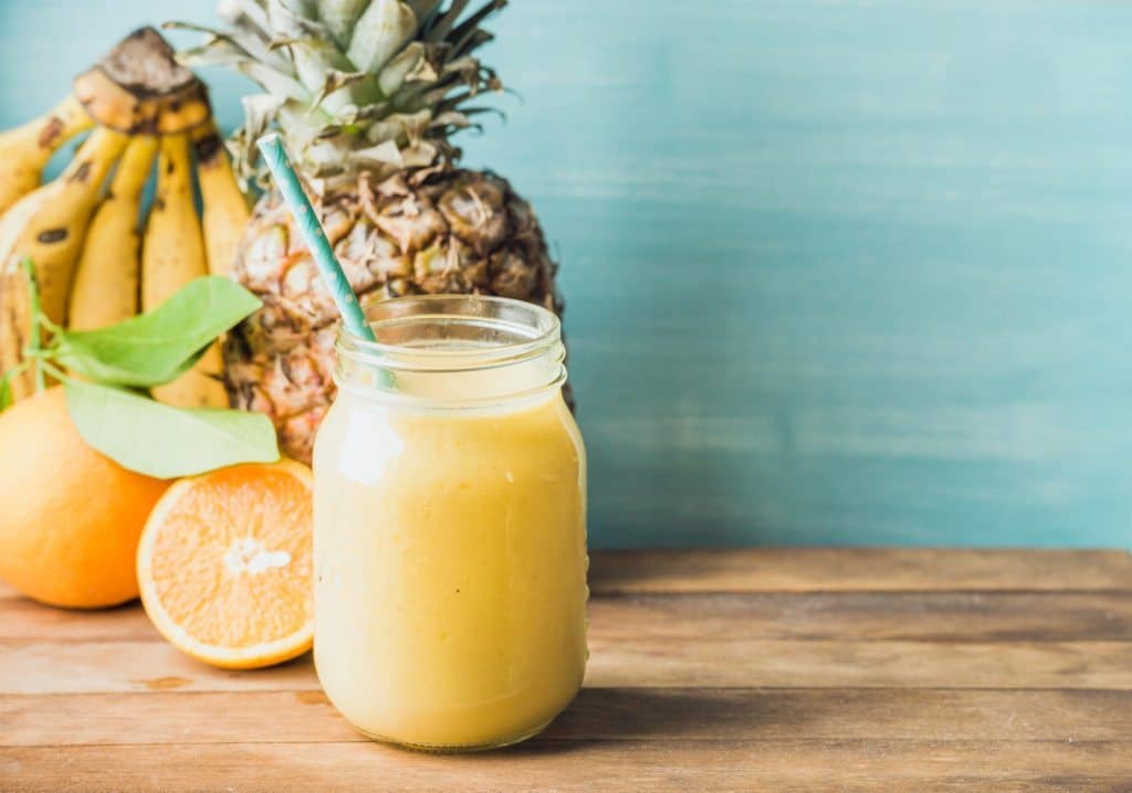 baby chick, pineapple, smoothie, low carb, weight loss, smoothie recipe