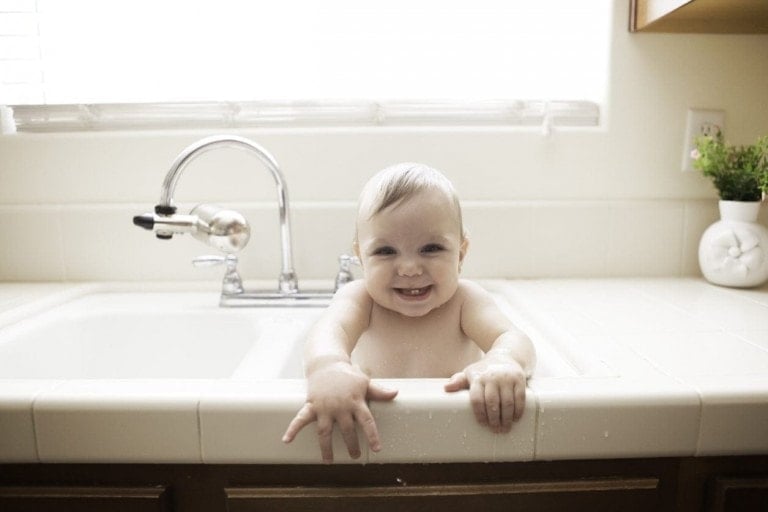 3 Ways Bath Time Can Help Your Baby's Development