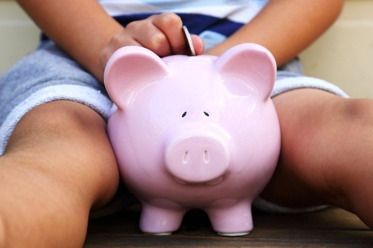 Should You Give Your Kids An Allowance?