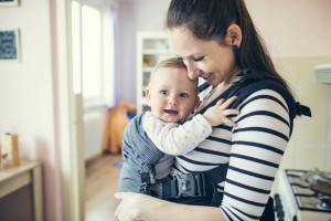 12 Benefits of Babywearing