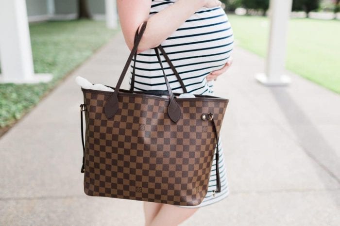 Labor Induction? Here are 8 Must-Have Hospital Bag Items