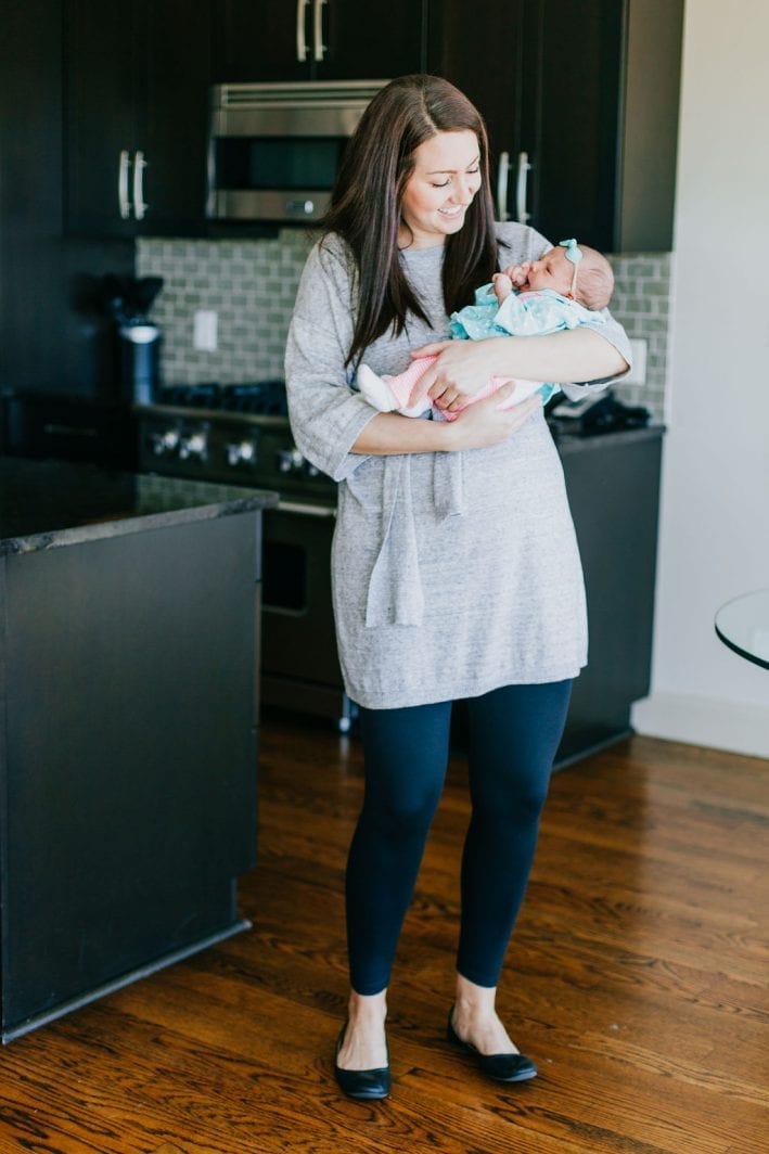What to Look for in Maternity Leggings & 5 Looks to Style Them | Baby Chick