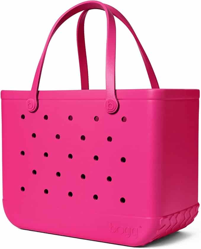 10 Beach Essentials for Baby This Summer