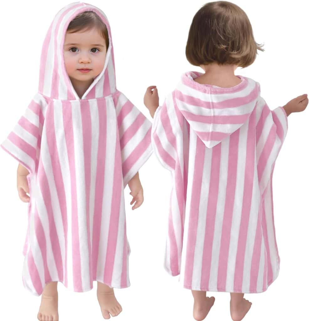 10 Beach Essentials for Baby This Summer