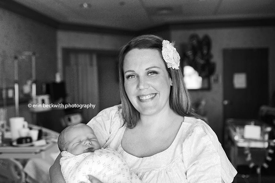 Birth Photography: Capturing The Moment You First Became a Mother | Baby Chick