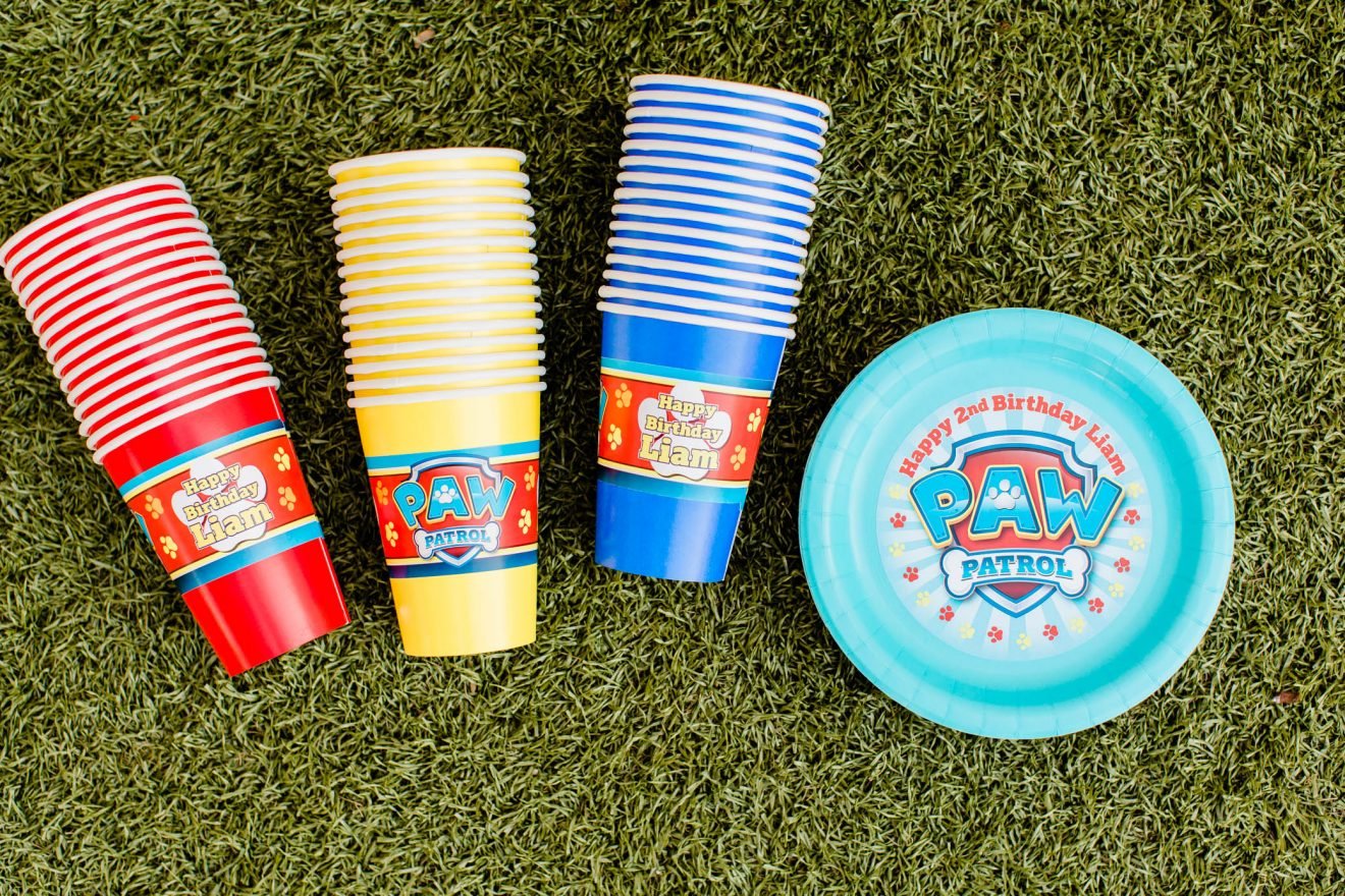 Paw Patrol party cups and cake plates