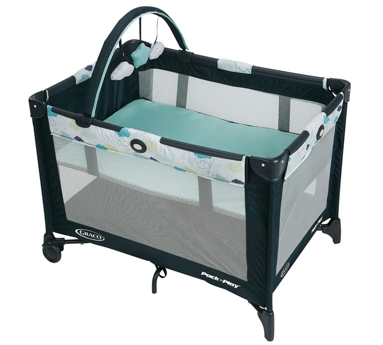 Playard for babies and toddlers