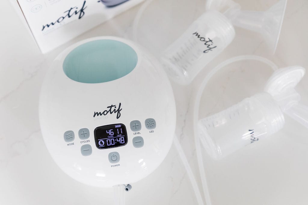 Close up of the Motif Luna battery-powered breast pump