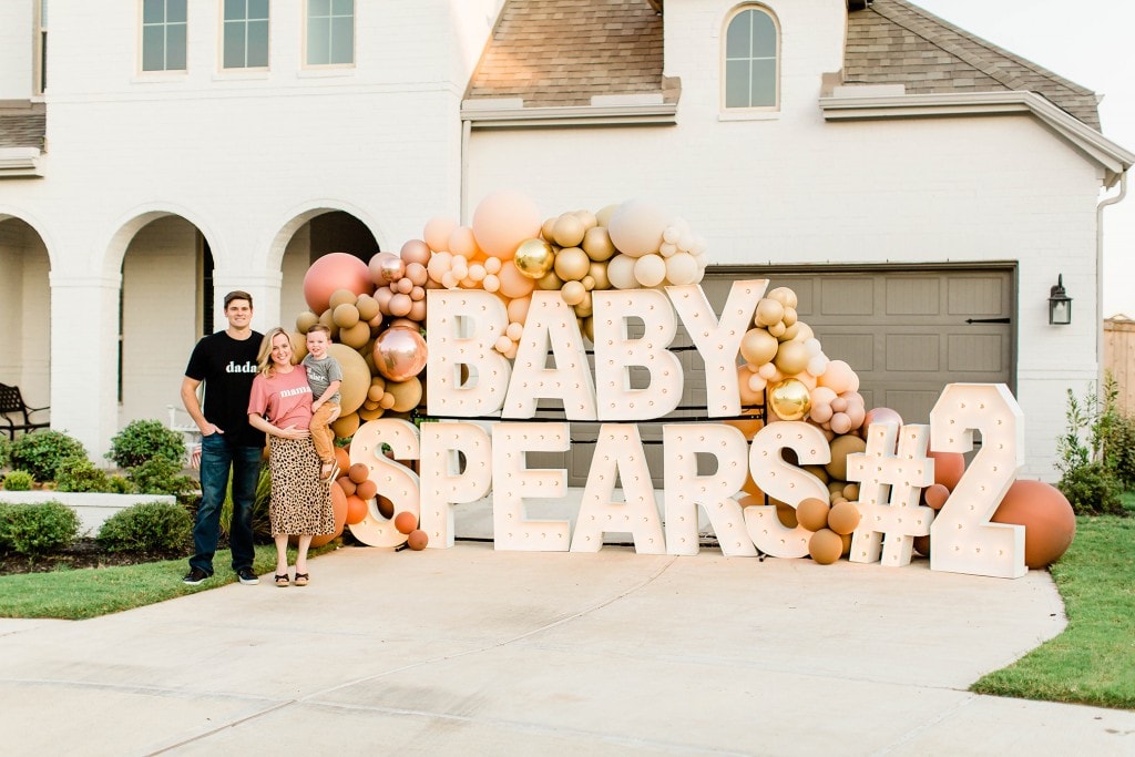 The Spears pregnancy announcement for their second baby.