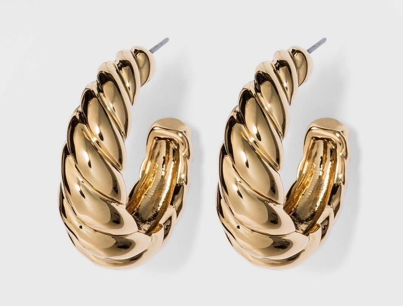 Gold textured hoop earrings 