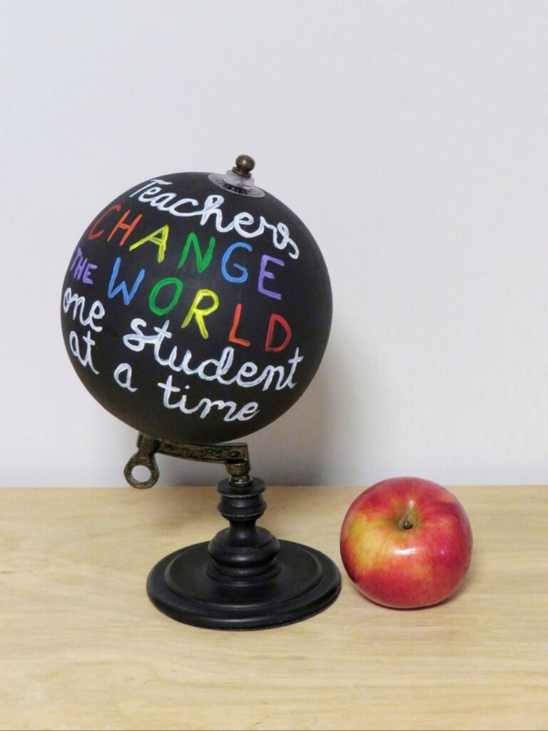 DIY Teacher Appreciation Globe Gift "teachers change the world"