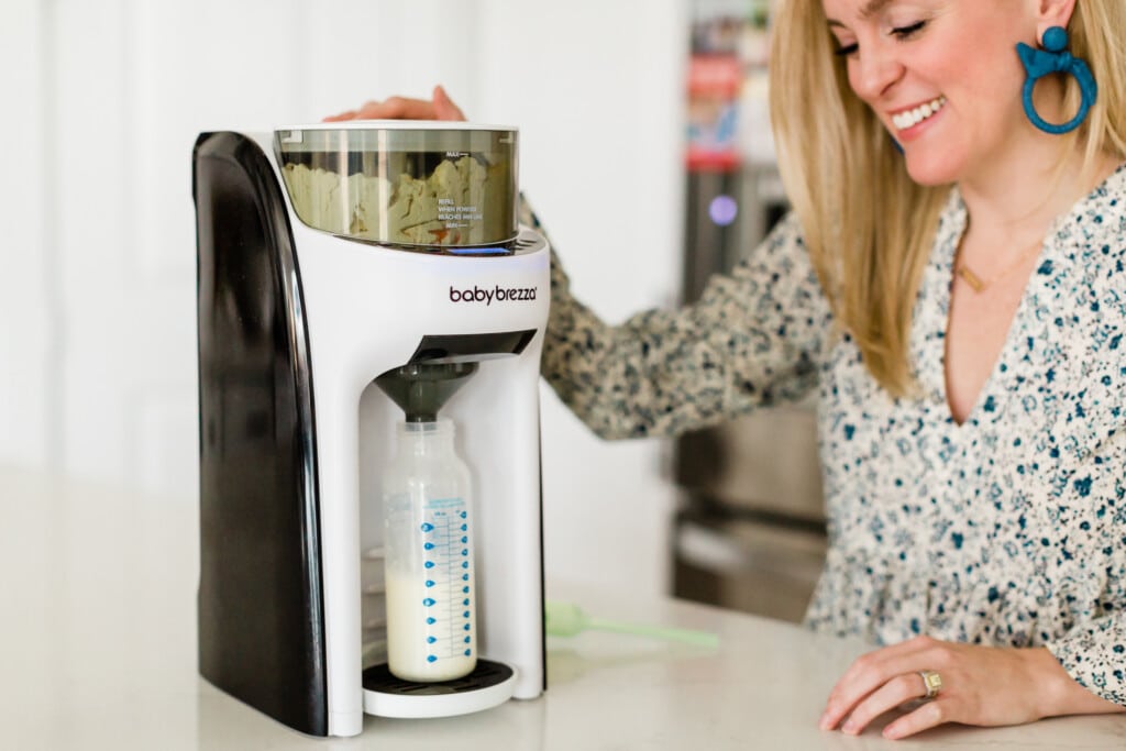 Formula Maker Machine Baby Brezza Formula Pro Advanced: Closer Look + Review - Baby Chick