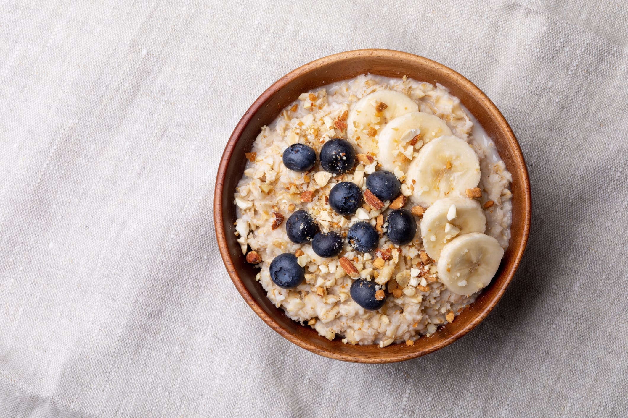 oatmeal with bananas, blueberries and almonds.
