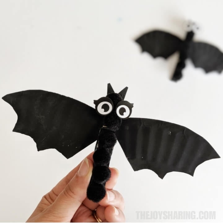 Clothespin bat craft for kids