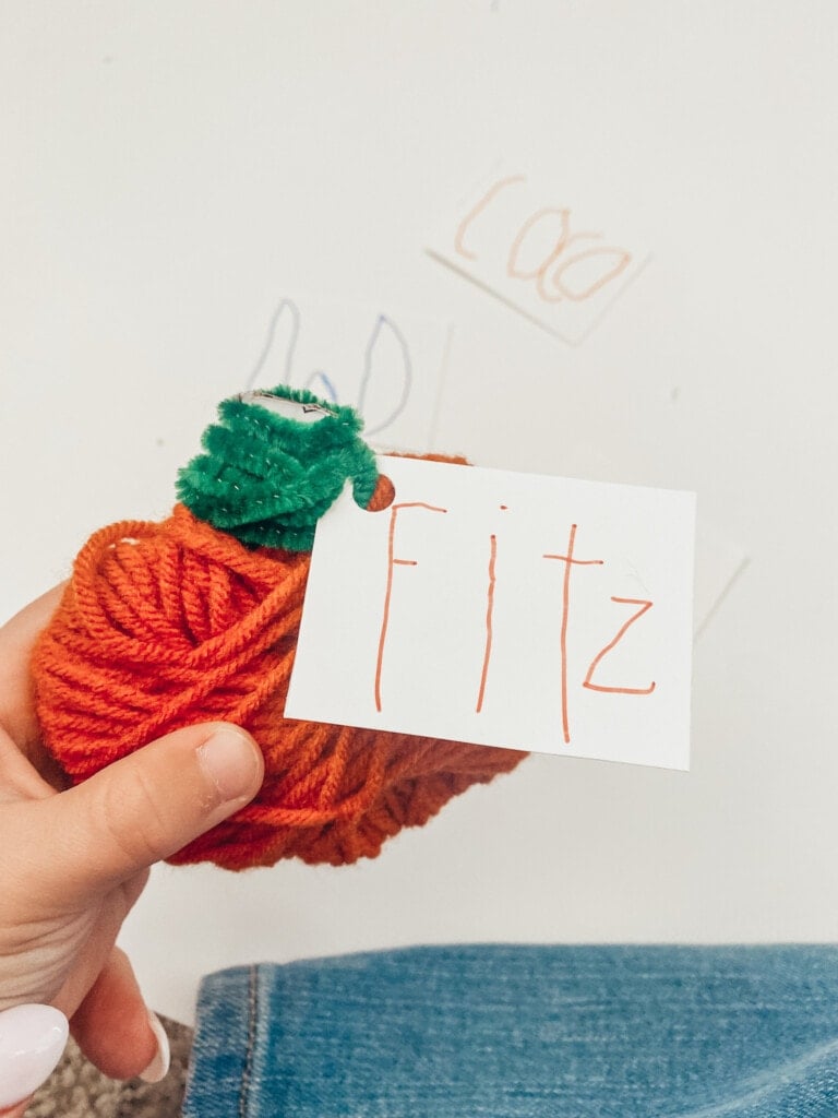 Chunky Pumpkin Place Card Craft
