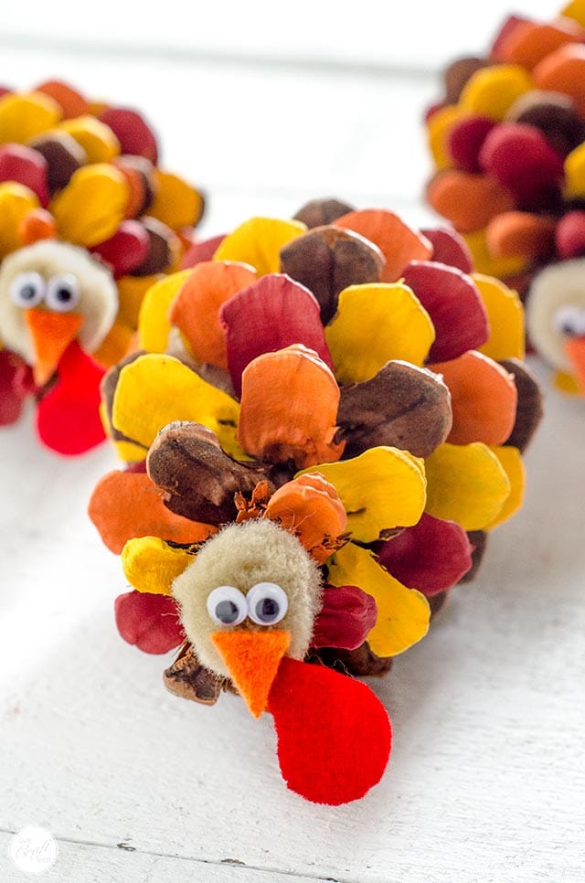 Painted pinecone turkey craft