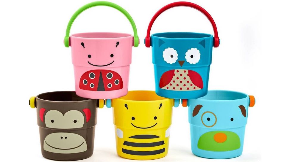 5 bath buckets with different bug and animal faces on them and in a variety of colors. 