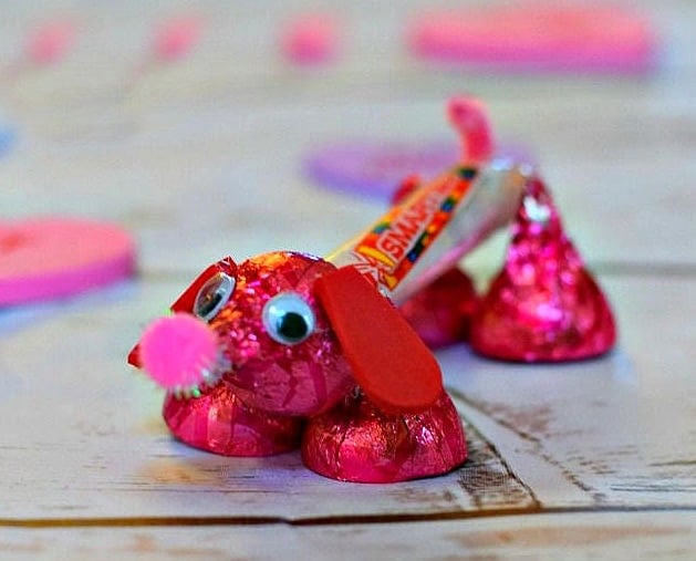 Candy dog Valentine treat