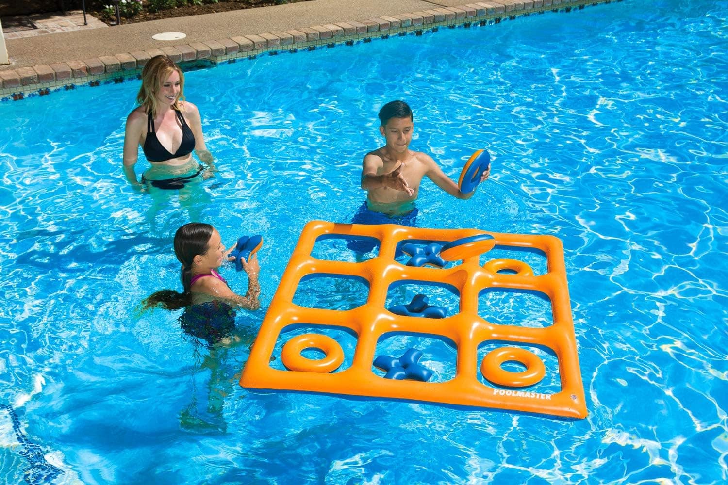 Inflatable tic tac toe pool game 