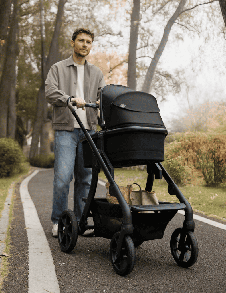 6 Momcozy Products for Pregnancy Through Baby&rsquo;s First Year